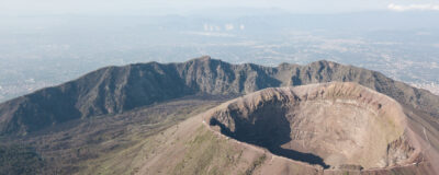 Kráter sopky Vesuv
