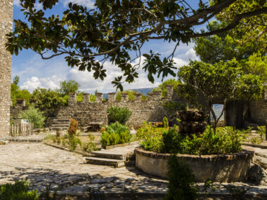 Pohled na archeologickou lokalitu Butrint, Albánie