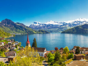 Obec Weggis u Lucernského jezera