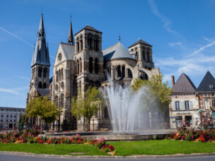 Katedrála v Chalons en Champagne, Francie 