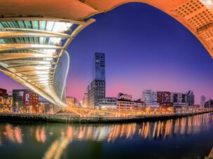 Bilbao most Zubi Zuri
